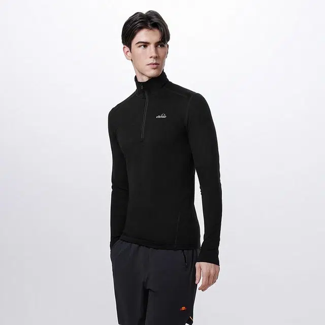 ellesse T