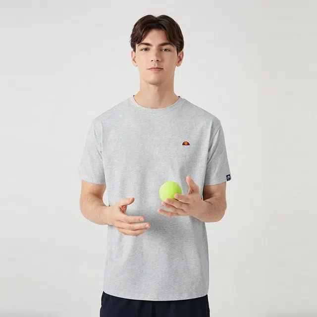 ellesse T