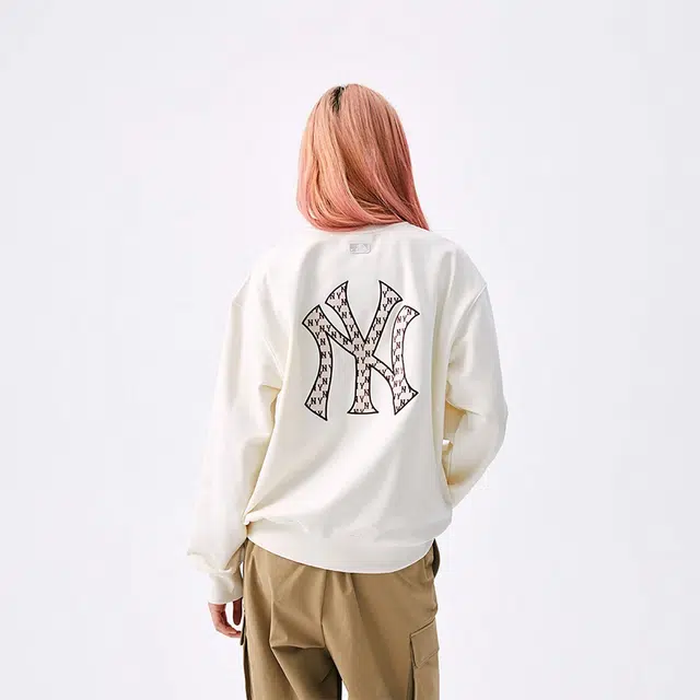 MLB