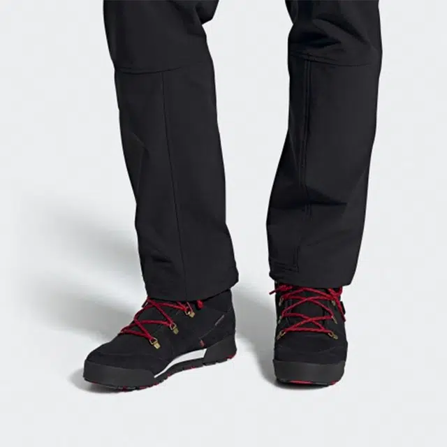 adidas Terrex Snowpitch C.Rdy