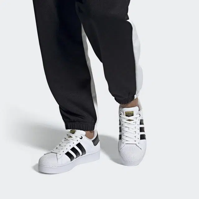 adidas originals Superstar Bold