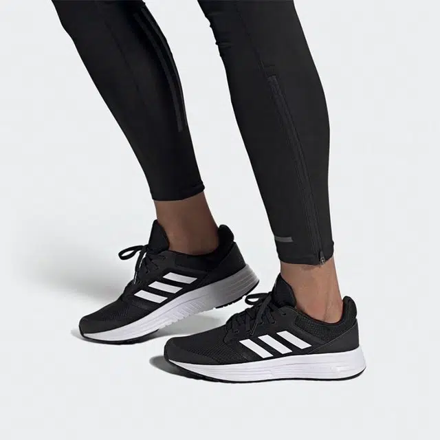 adidas Galaxy 5