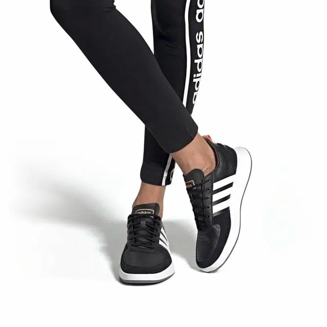 adidas Court80s