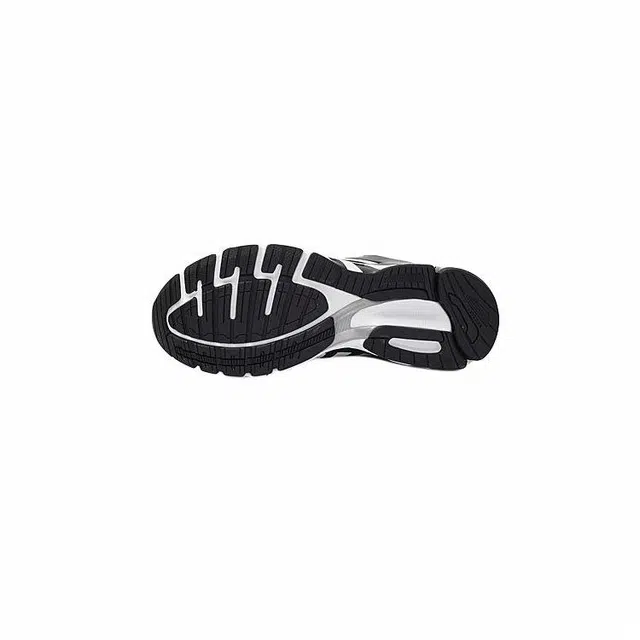 adidas Equipment 10