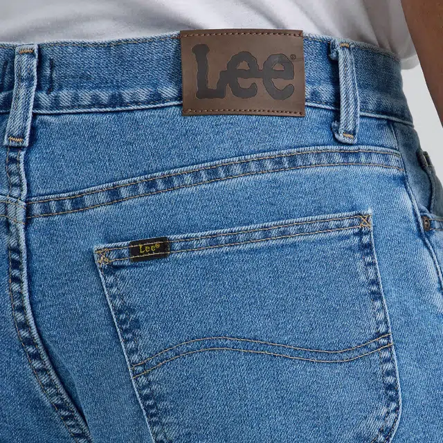 Lee