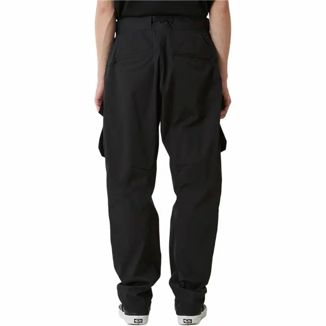 White Mountaineering