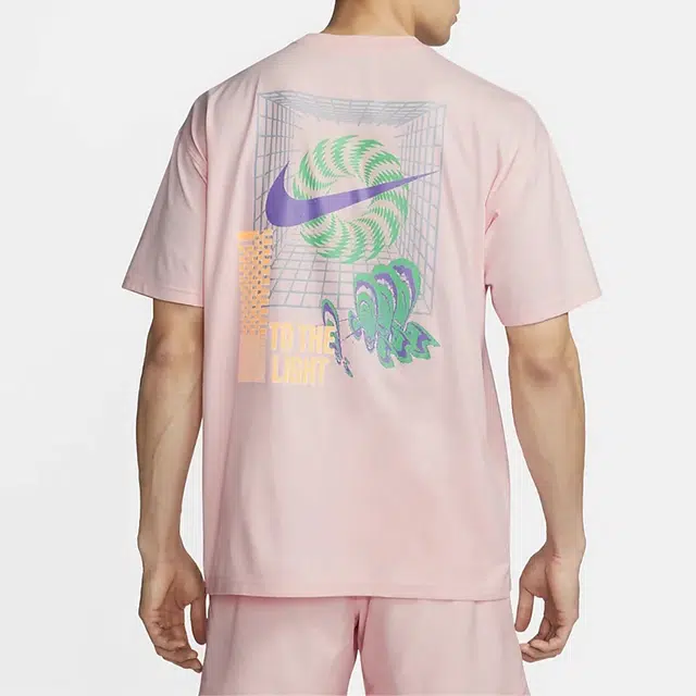 Nike Logo T