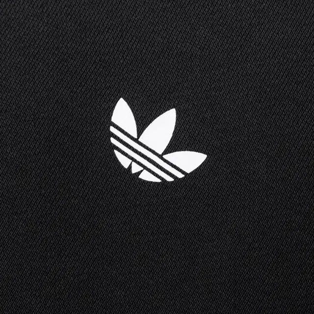 adidas originals Logo