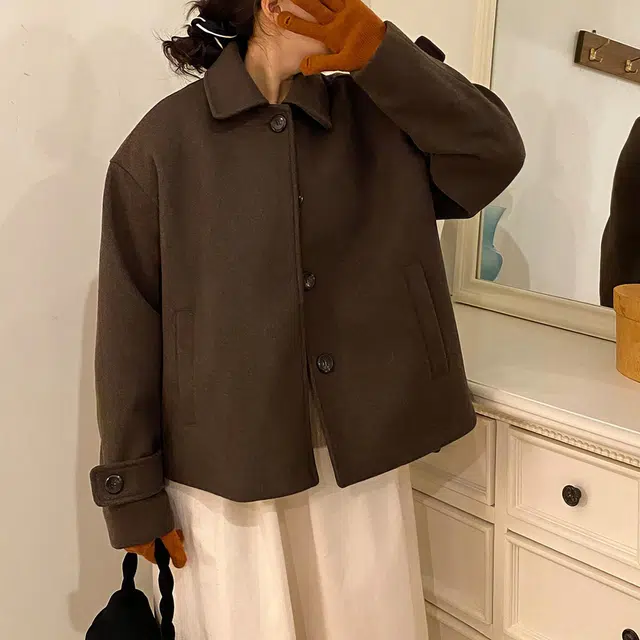 纯色短款呢子青少年加厚翻领单排扣复古宽松落肩大衣 男女同款 深棕色