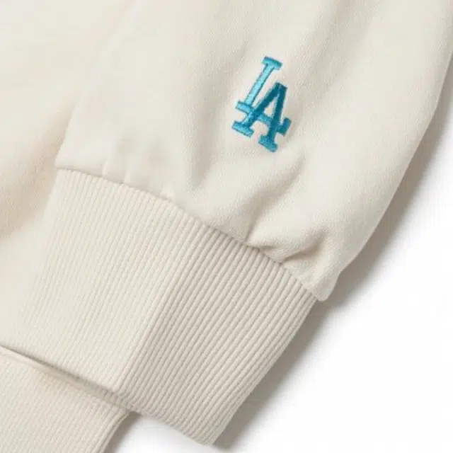 MLB LA