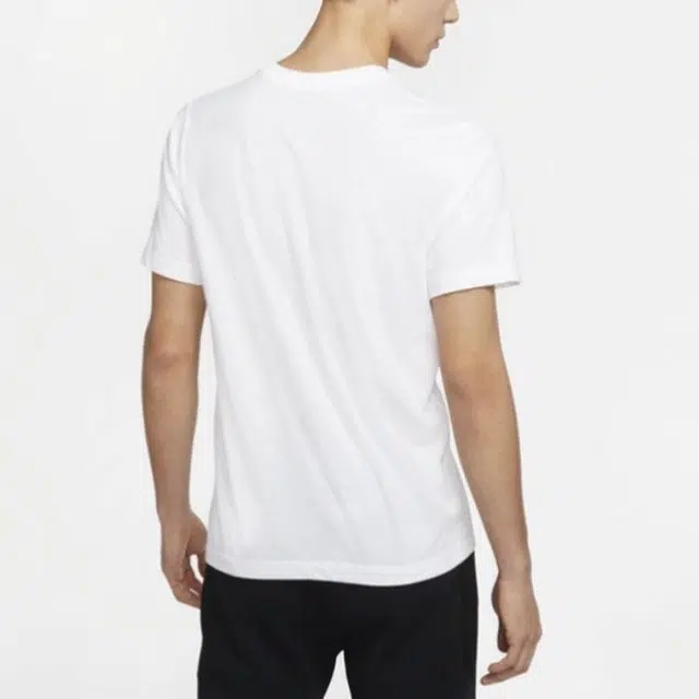 Nike logo T