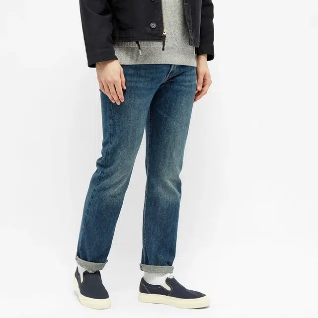 Levis