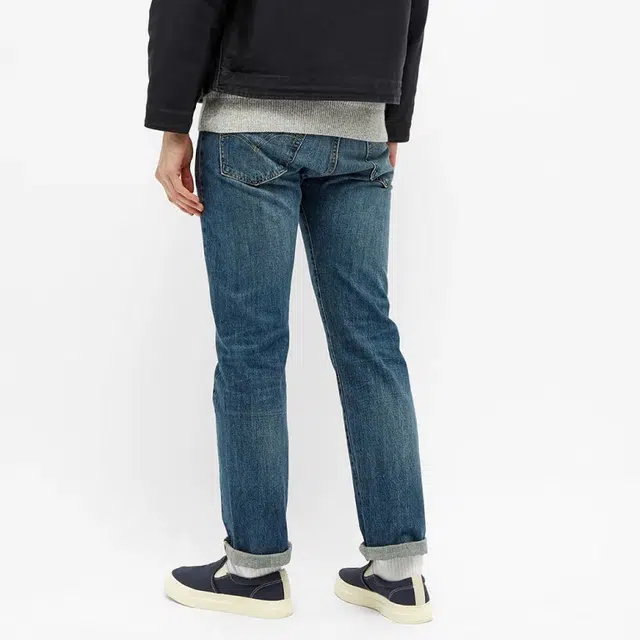 Levis