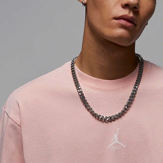 Jordan Flight Essentials LOGO T