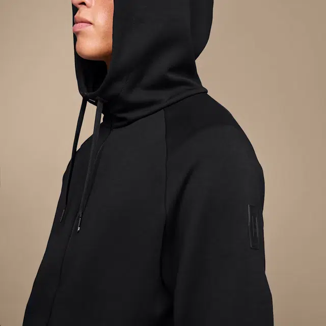 On Zipped Hoodie logo