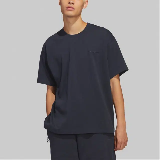 adidas originals x Pharrell Williams T