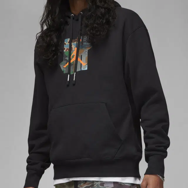 Jordan x BrandUNDEFEATED union Logo