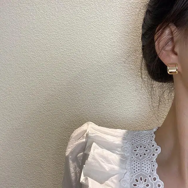 阿黛丽 几何方块 合金 耳钉 女款