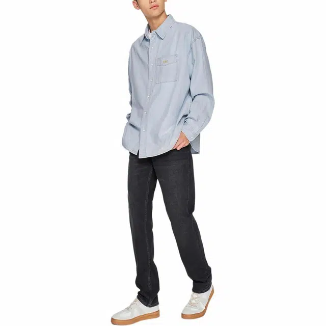 Lee