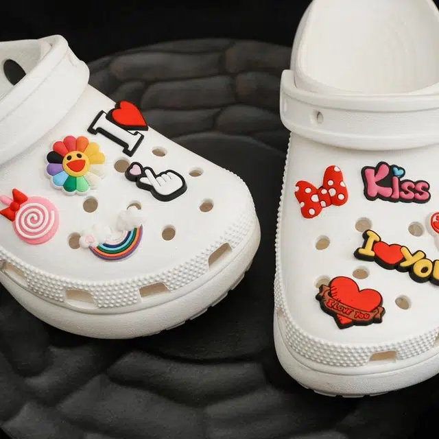DIYLOVE crocs