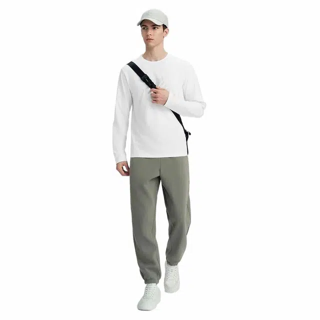 DESCENTE ESSENTIAL T