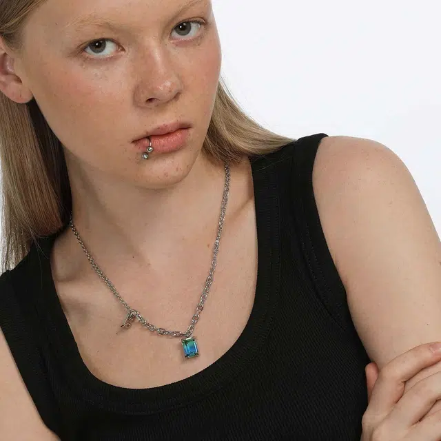 BLACKHEAD