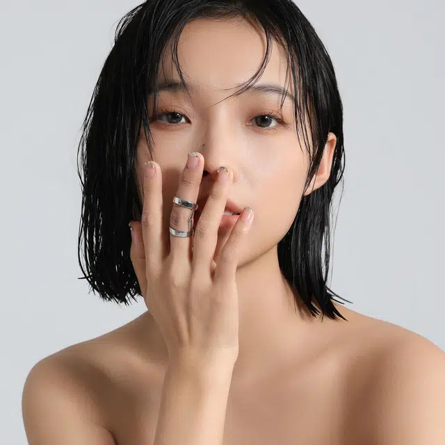 MISS XIA JWY