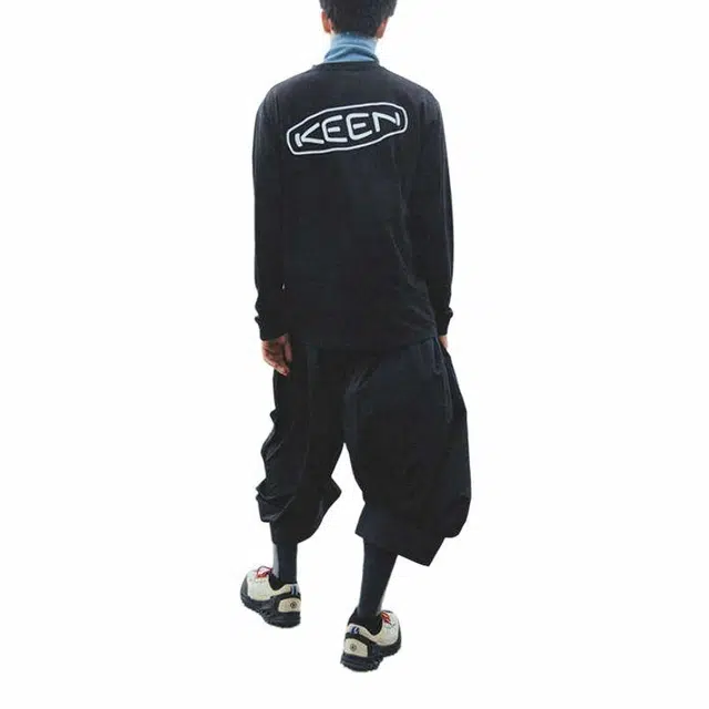 KEEN T