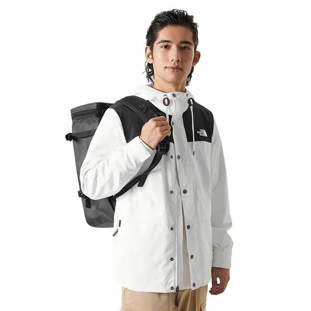 THE NORTH FACE Logo