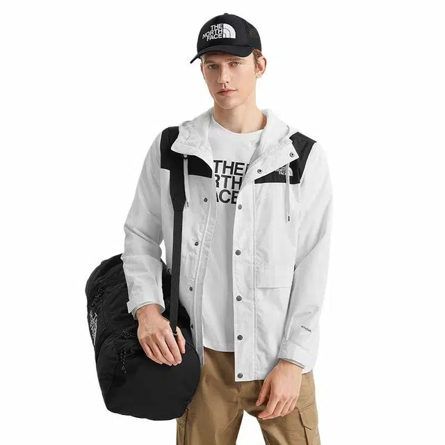 THE NORTH FACE Logo