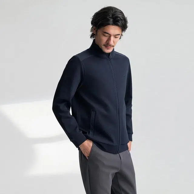 NAUTICA