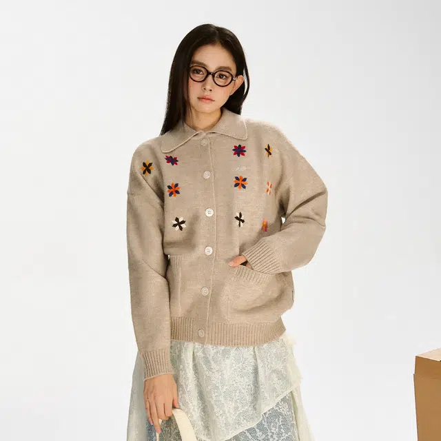 F426 Sweater