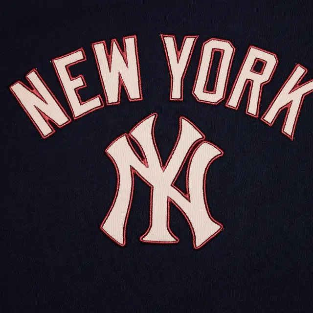 New Era x MLB T