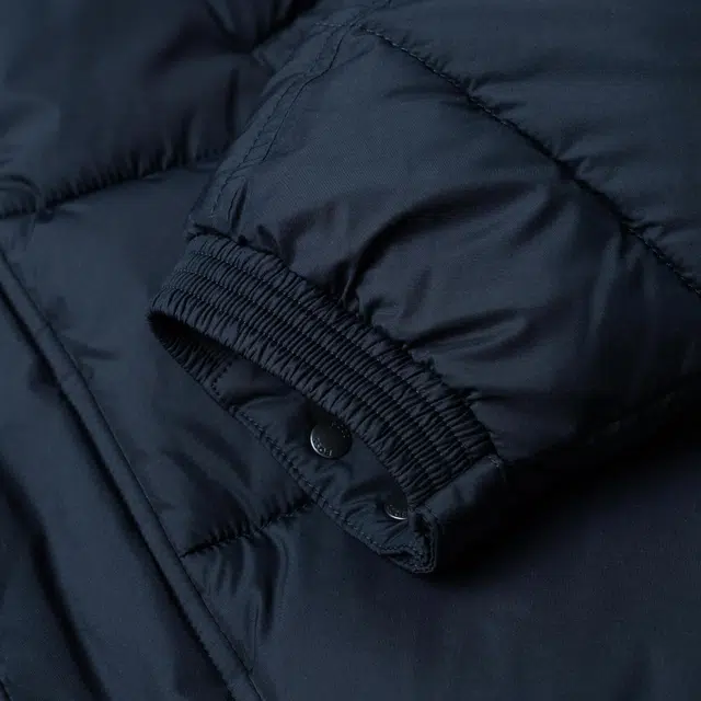 HUGO BOSS Water-Repellent Hooded Puffer Jacket With Logo Badge