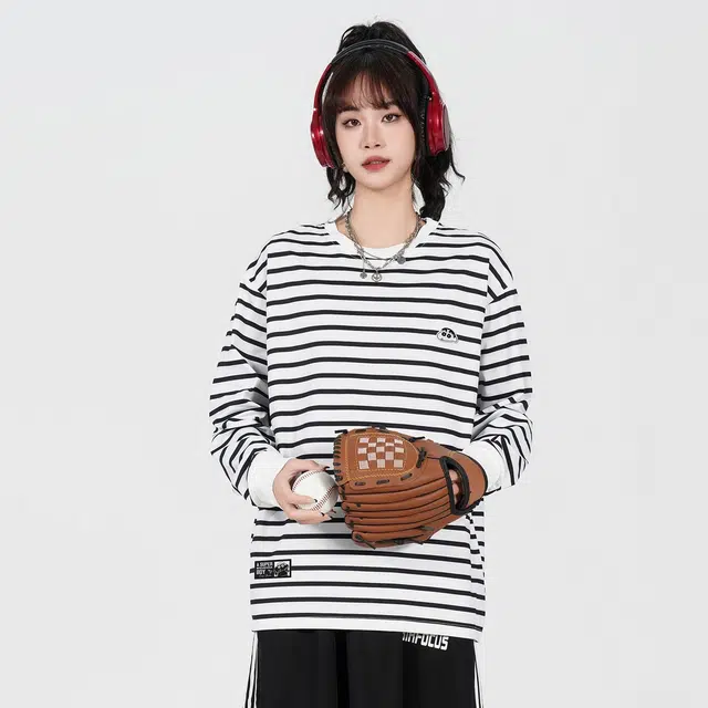 Crayon Shinchan logoT