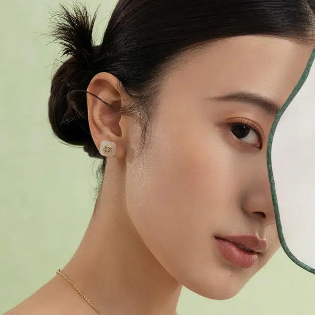 宫主 平安扣 耳钉 白玉 女款