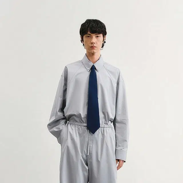 速写 纯色日常简约宽松轻商务长袖衬衫 男款