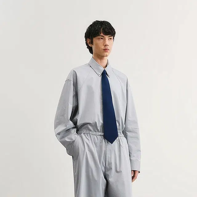 速写 纯色日常简约宽松轻商务长袖衬衫 男款