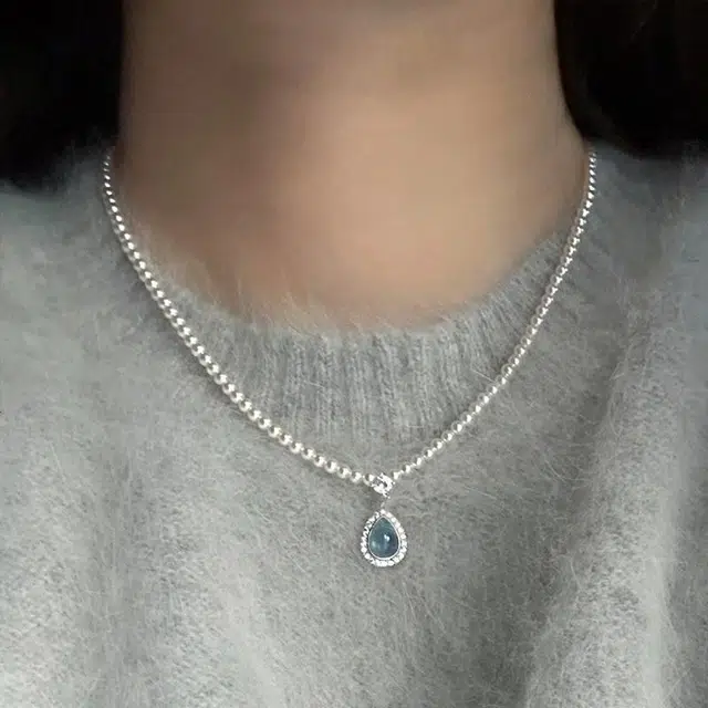S925