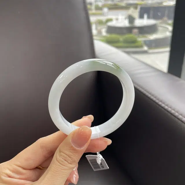 翠亨祥 细糯优雅大气 糯种 翡翠手镯 女款