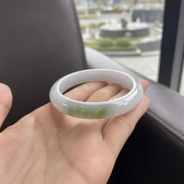 翠亨祥 细糯优雅大气 糯种 翡翠手镯 女款