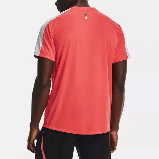 Under Armour T