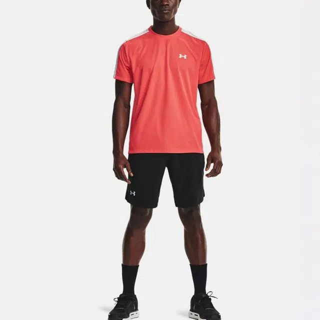 Under Armour T
