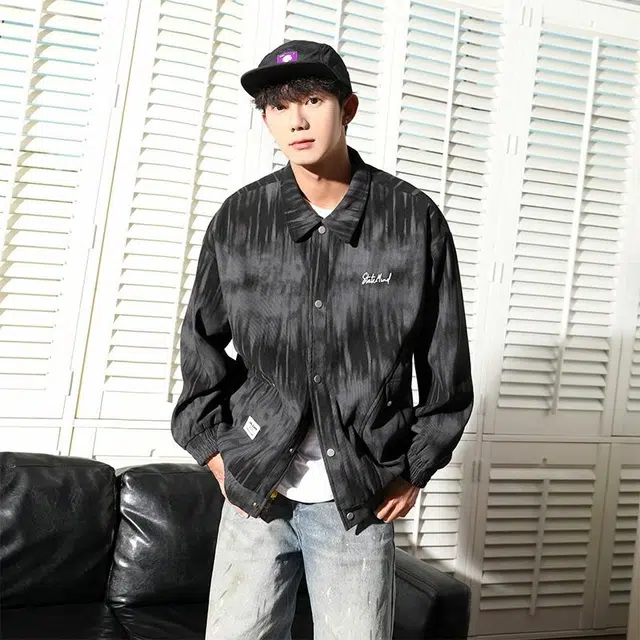 Fakeyoung