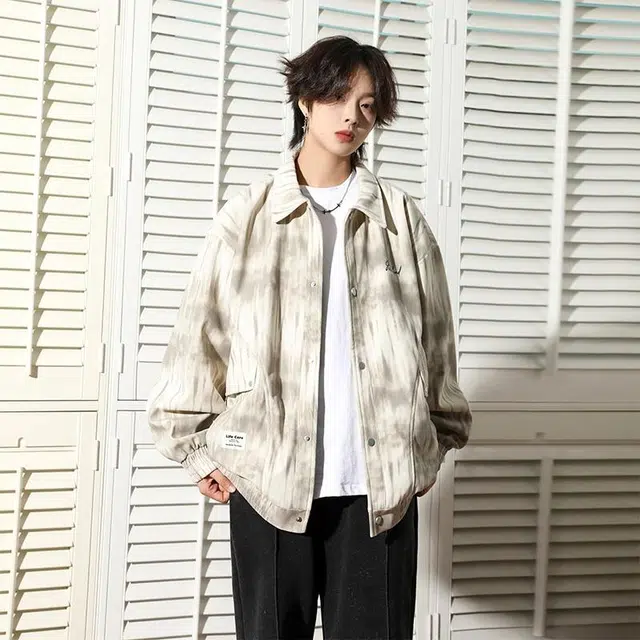 Fakeyoung