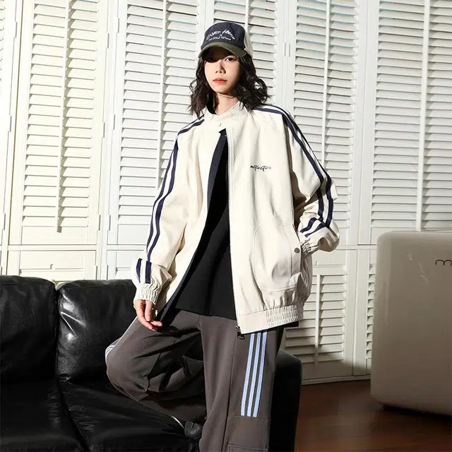 Fakeyoung