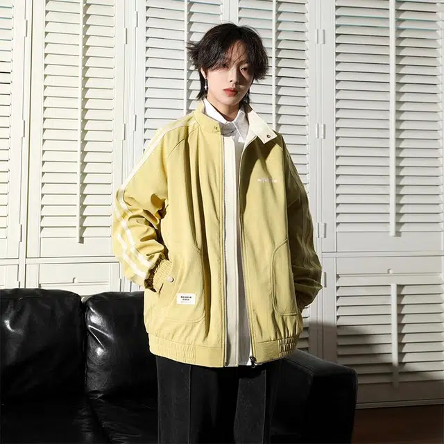 Fakeyoung