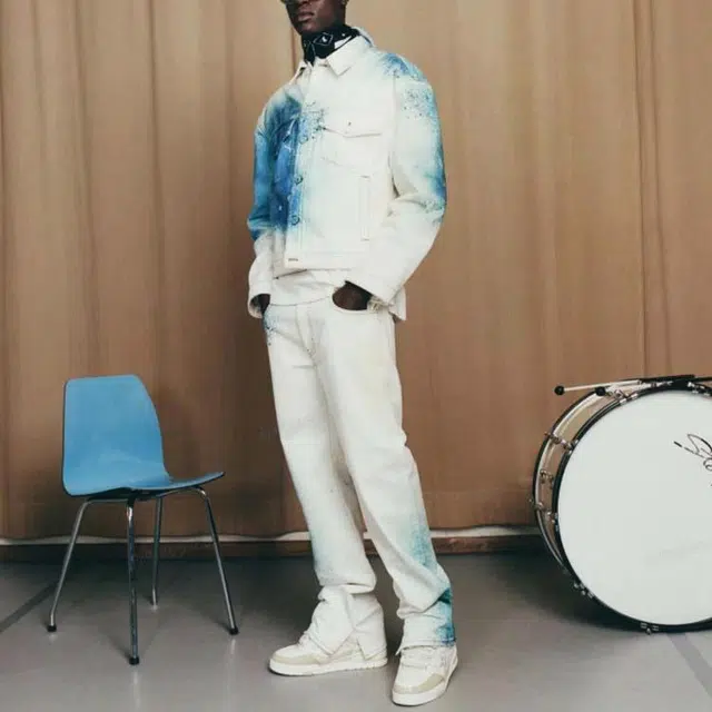LOUIS VUITTON Logo