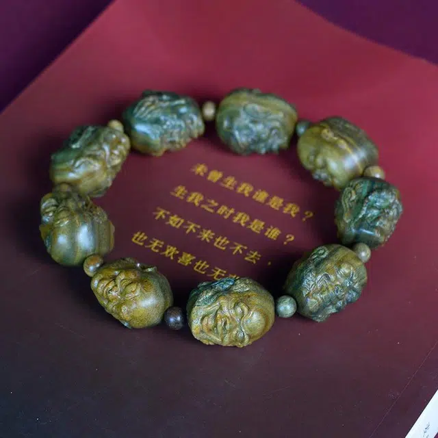 鶄鲤 民族风双面雕刻十八罗汉手工精雕文玩创意 绿檀 手串 男女同款情侣款