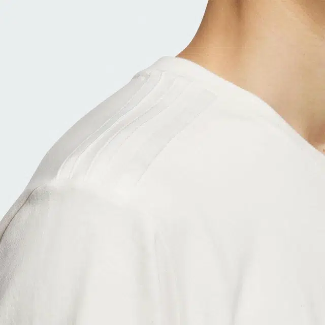 adidas originals Short Sleeve Graphic Tee T